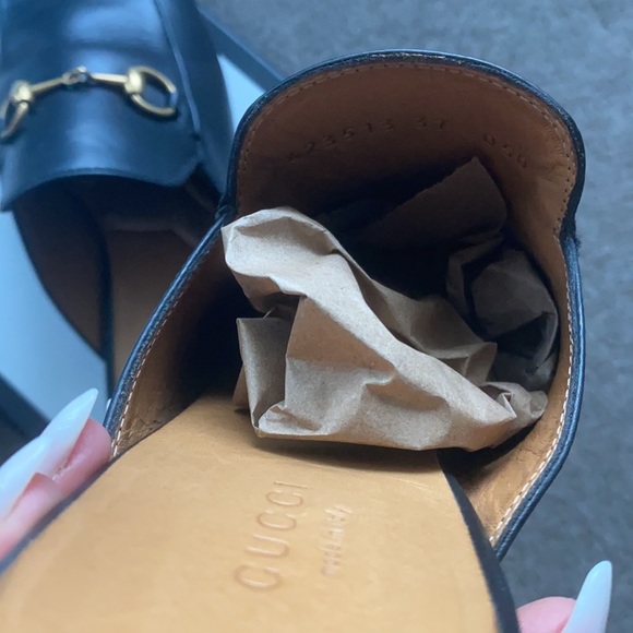SOLD Gucci Princeton Slippers - Picture 7 of 8